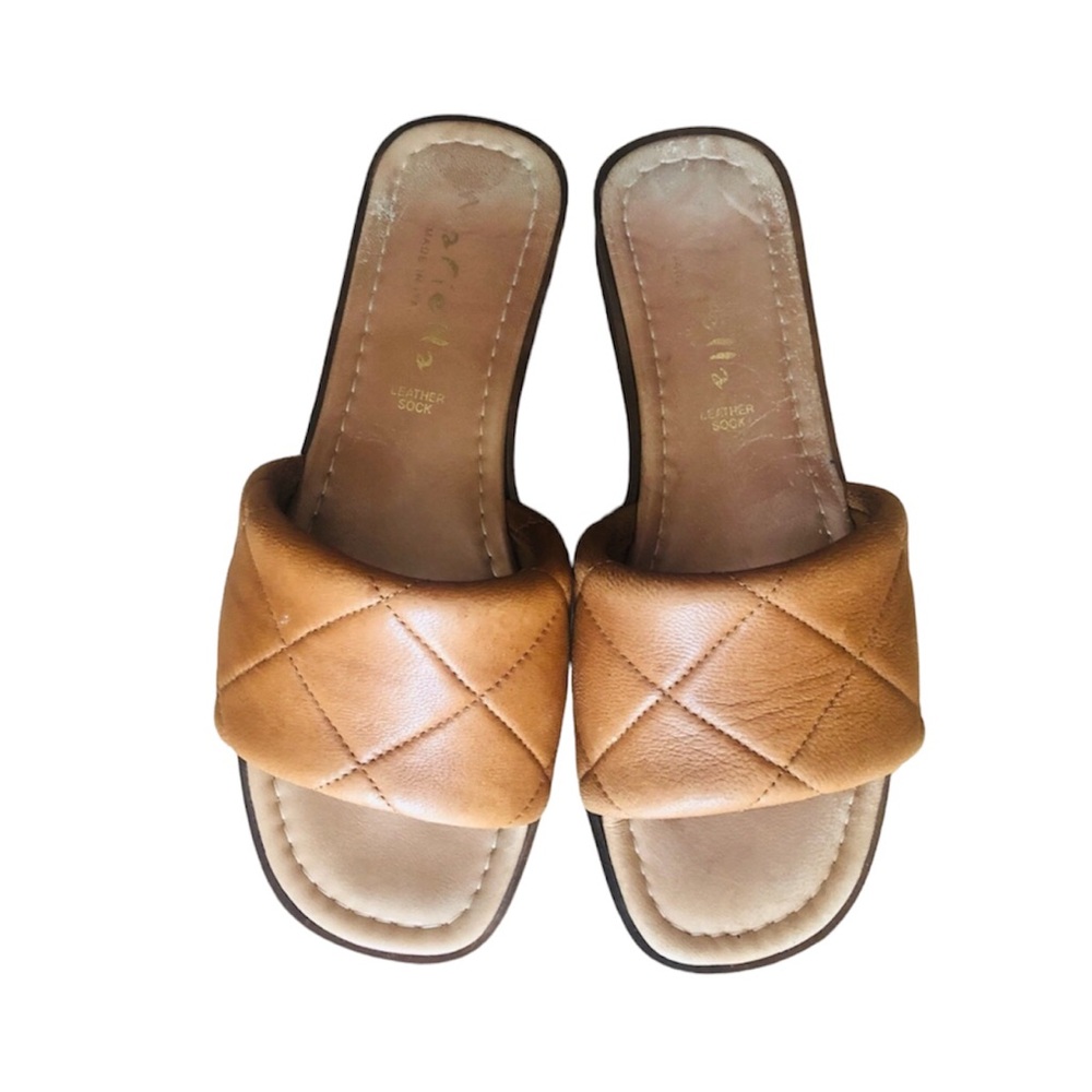 Mariella Leather Quilted slip on 8